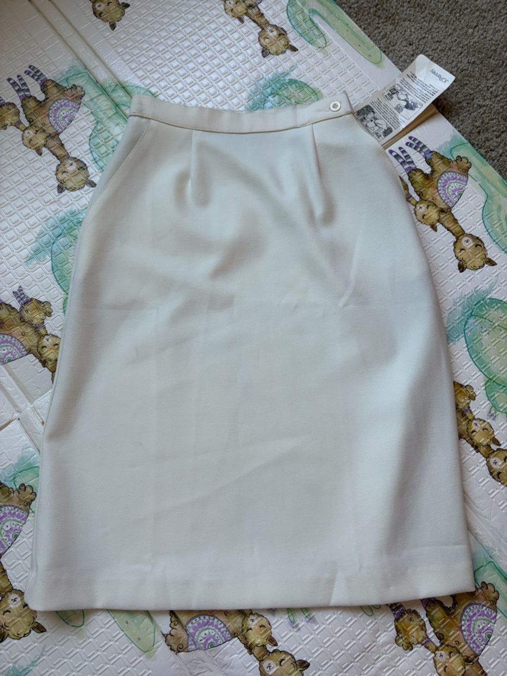 True 80s Vintage Cream Pencil Skirt with Garment Tag